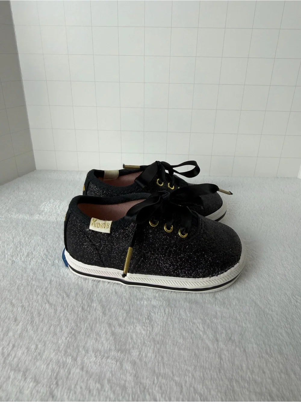 Keds x Kate Spade Infant Black Glitter Gold Sneakers Size 2